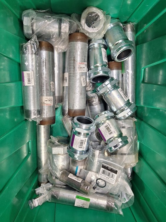 Assorted Galvanized Steel Pipe Nipples