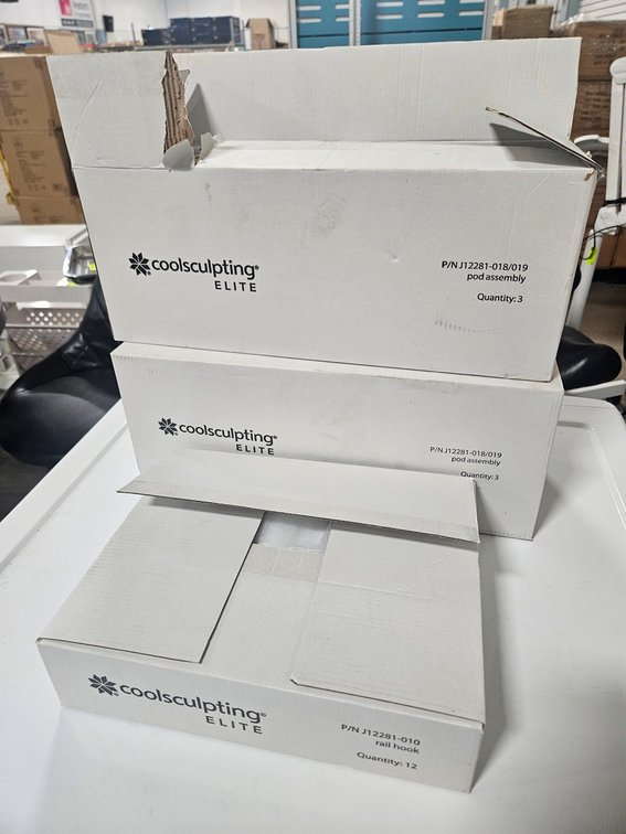 2 Coolsculpting Elite Pod Assembly 3 Pack and Rail