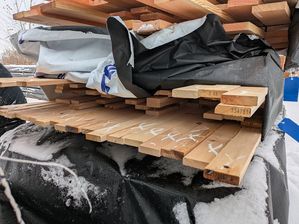 Hemlock 1"x3" S4SEE KD Outs, 551 Linear Feet, 3' to 5' Lengths