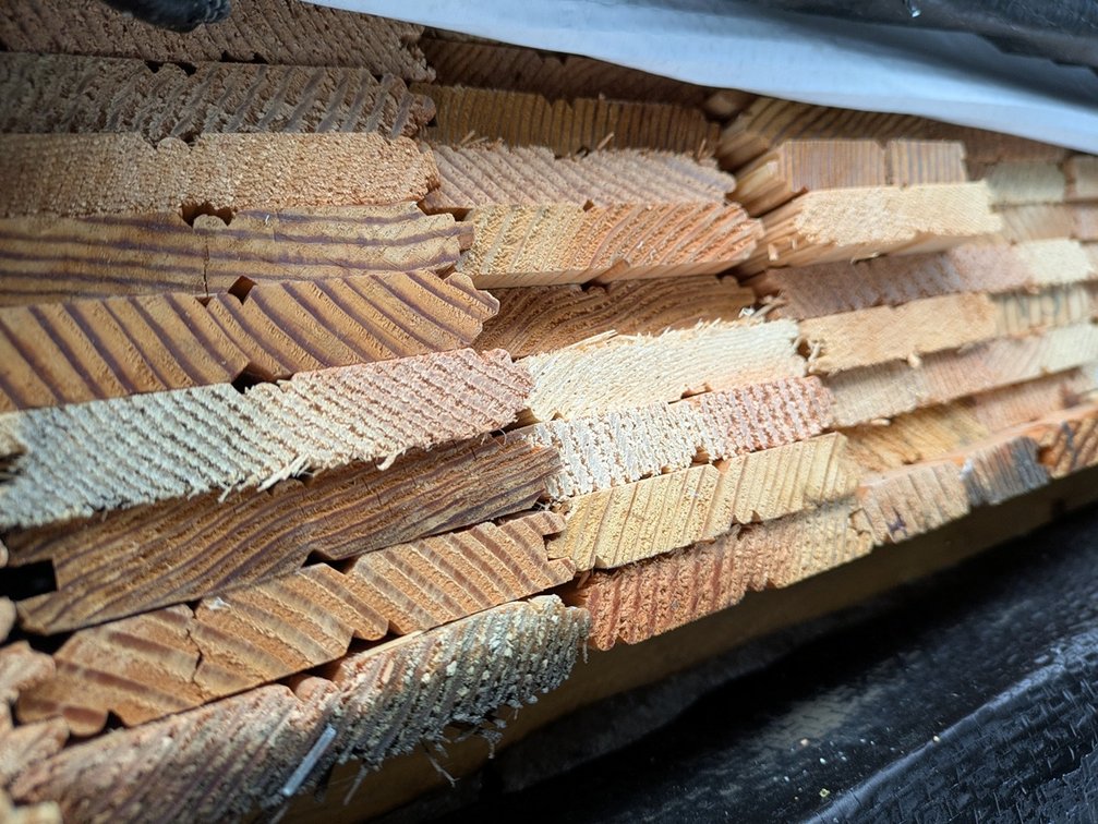 Douglas Fir 5/8"x4" Tongue and Groove Bead Ceiling KD Outs, 190 Sq. Ft., 730 Linear Feet, 3' to 5' Lengths
