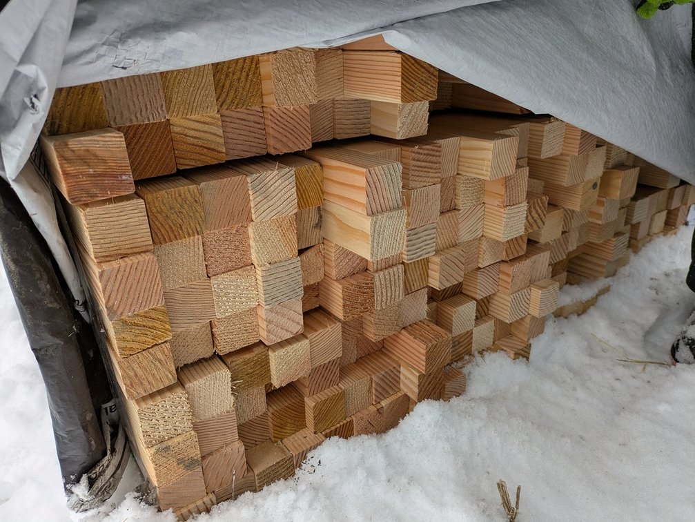Douglas Fir 2"x2" S4SEE KD Outs, 1585 Linear Feet, 3' to 5' Lengths