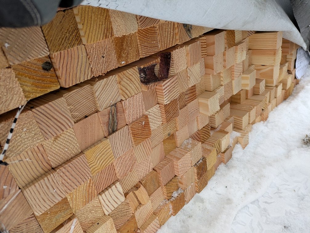 Douglas Fir 2"x2" S4SEE KD Outs, 1556 Linear Feet, 3' to 5' Lengths