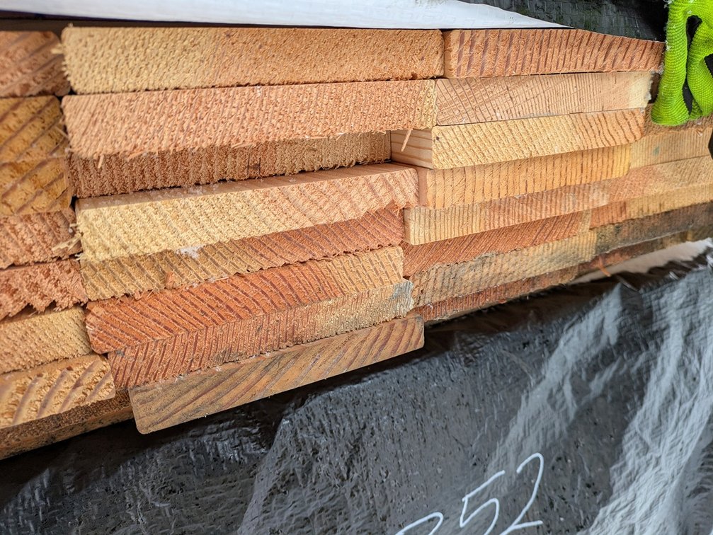 Douglas Fir 1"x6" S4SEE KD Outs, 897 Linear Feet, 3' to 5' Lengths