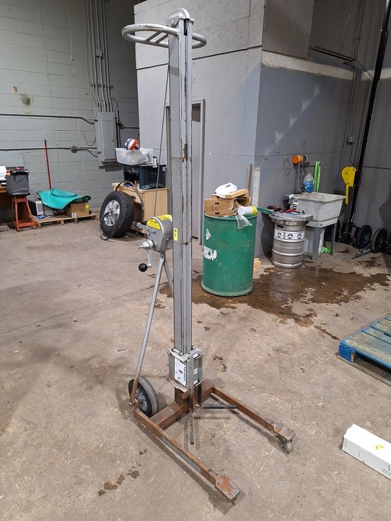 Vermette Keg Jockey Leg Lift, 400 Lb. Capacity