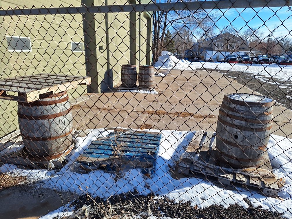 4 Oak Barrels