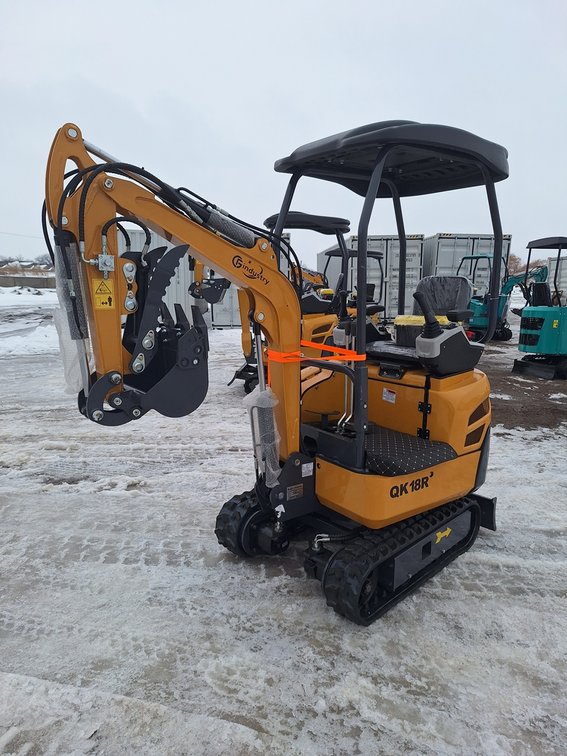 2025 CFG Mini Excavator, Model QK18R, Unused
