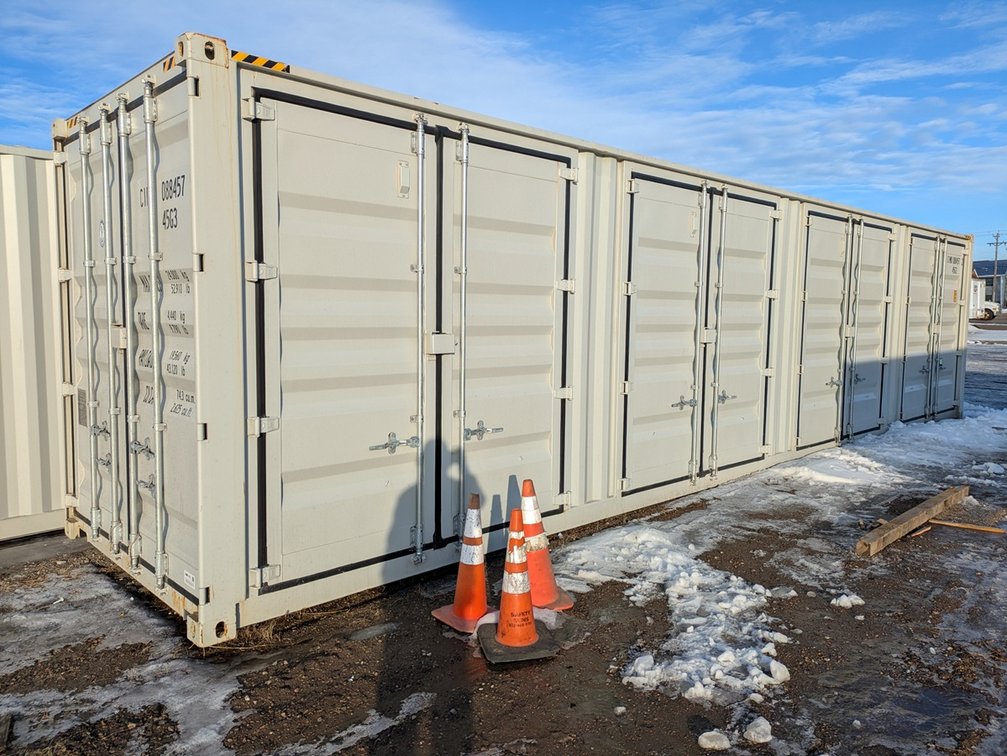 High Cube 40' Container, Four Doors (CIMU 0884572)