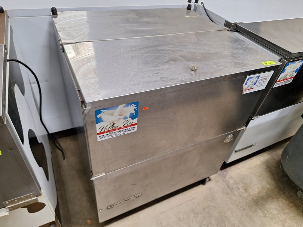 Beverage Air Milk Cooler on Wheels, Model SM34N, 1 PH, 34"x31"x40"