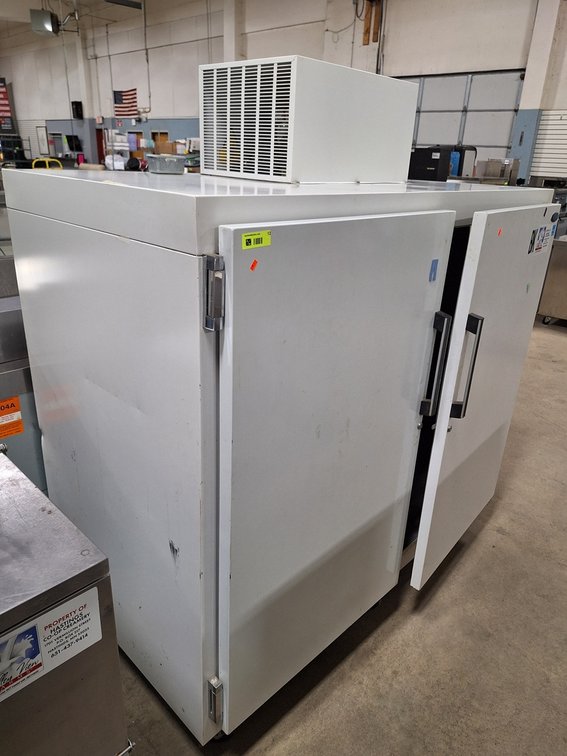 Norlake 2 Door Freezer on Wheels, Model GR422WVW10, 1 PH, 63"x34"x70"