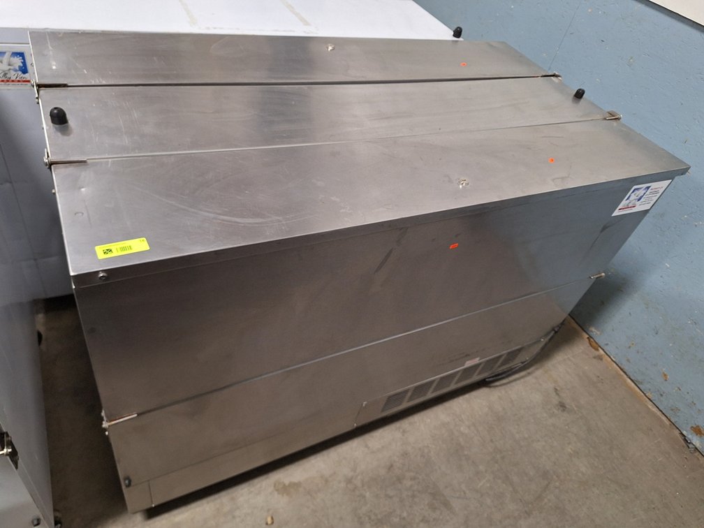 Beverage Air Milk Cooler on Wheels, Model SM58N, 1 PH, 58"x31"x40"