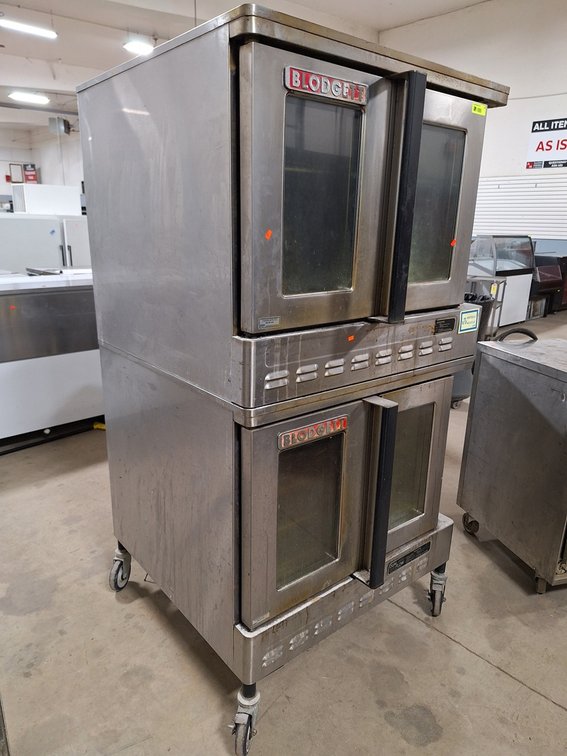 Blodgett Double Convection Oven on Wheels, Nat. Gas, 38"x37"x73"