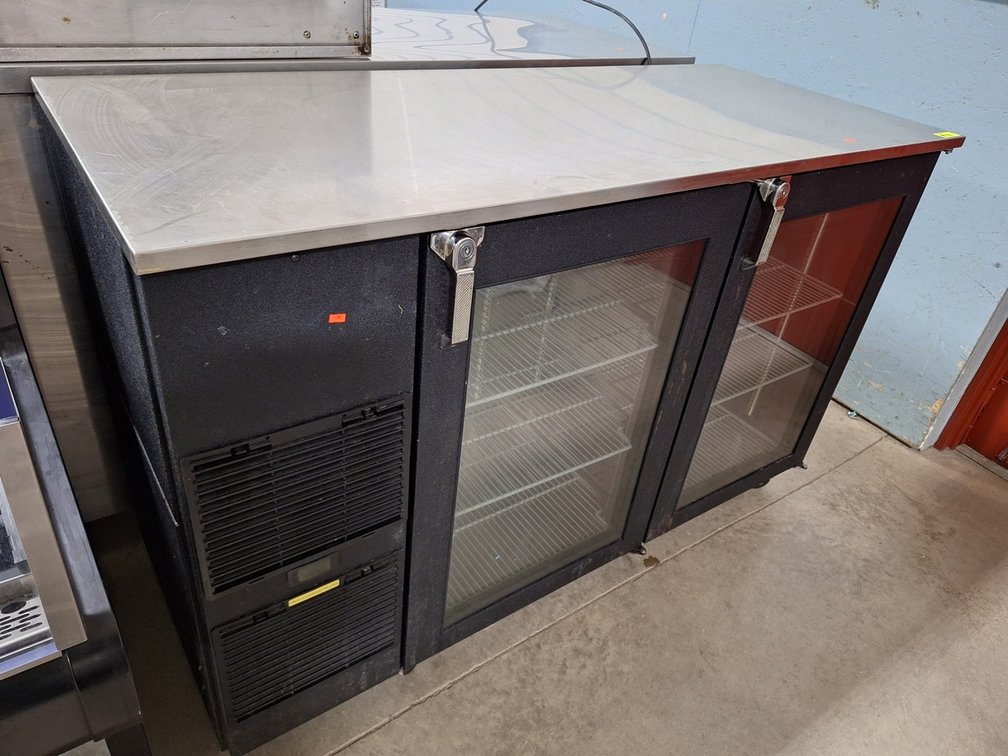 Glastender Back Bar Cooler on Wheels, Model BB60L-GS-RR, 1 PH, 60"x25"x39"