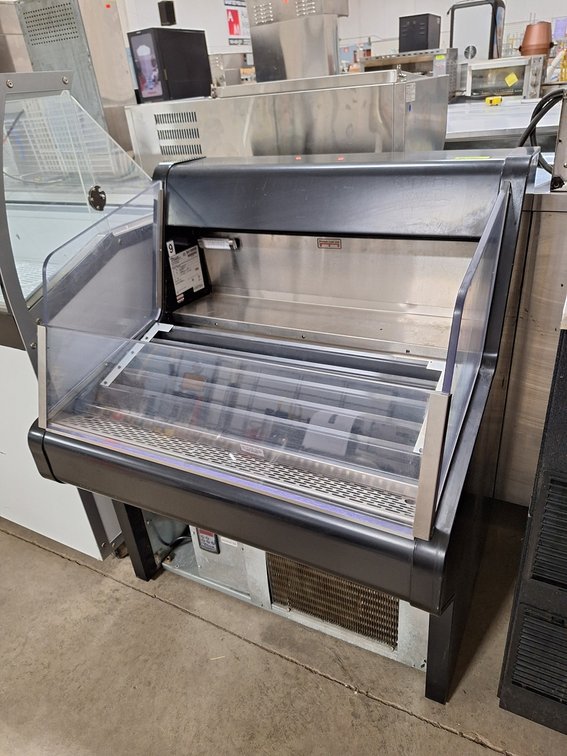 True Open Front Refrigerated Display Case, Model THAC-36, 1 PH