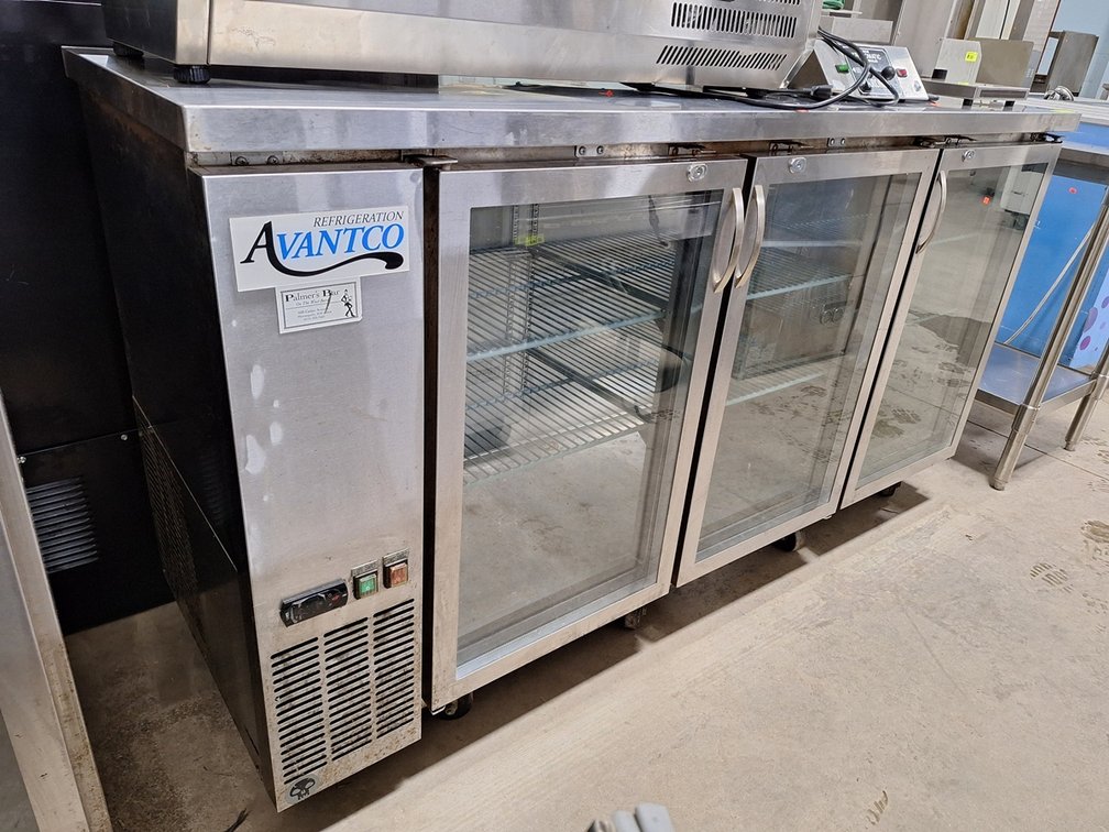 Avantco Bar Cooler on Wheels, Model 178UBB72GHCS, 1 PH, 73"x24"x40"
