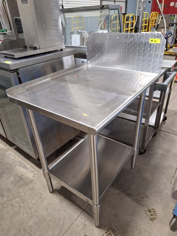 SS 2 Tier Table, 24"x30"x35"