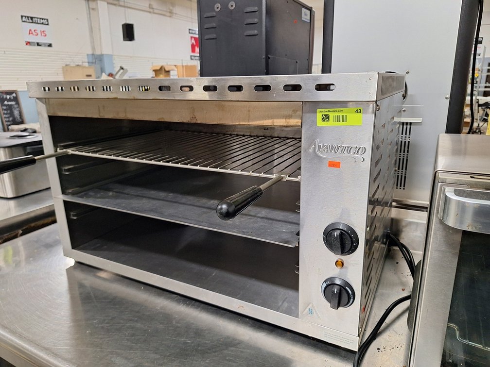 Avantco Cheese Melter, 1 PH, 31"x17"x19"