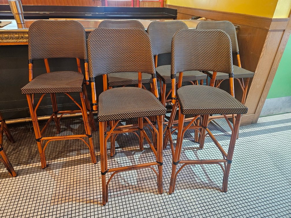6 Gar Metal Frame/Poly Wicker Stools, 30" Seat Height