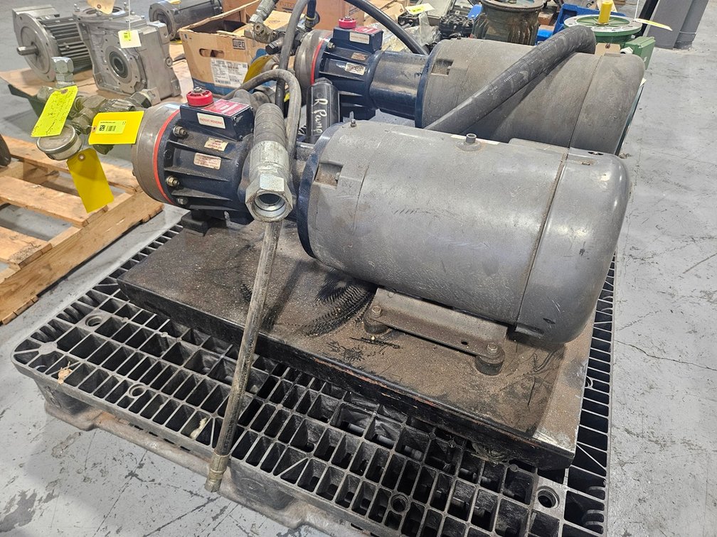Baldor CM3708T 5 HP Motor with Hydracell Pump on Cart, 208-230/460V, 3 PH, 1160 RPM