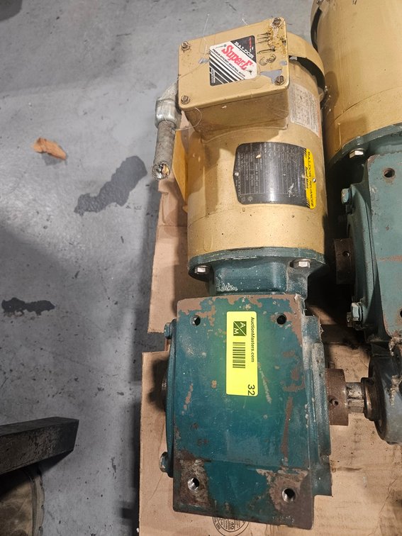Baldor VEM3538 .5 HP Motor, 230/460V, 3 PH, 1735 RPM, Tigear 2 40:1 Gear