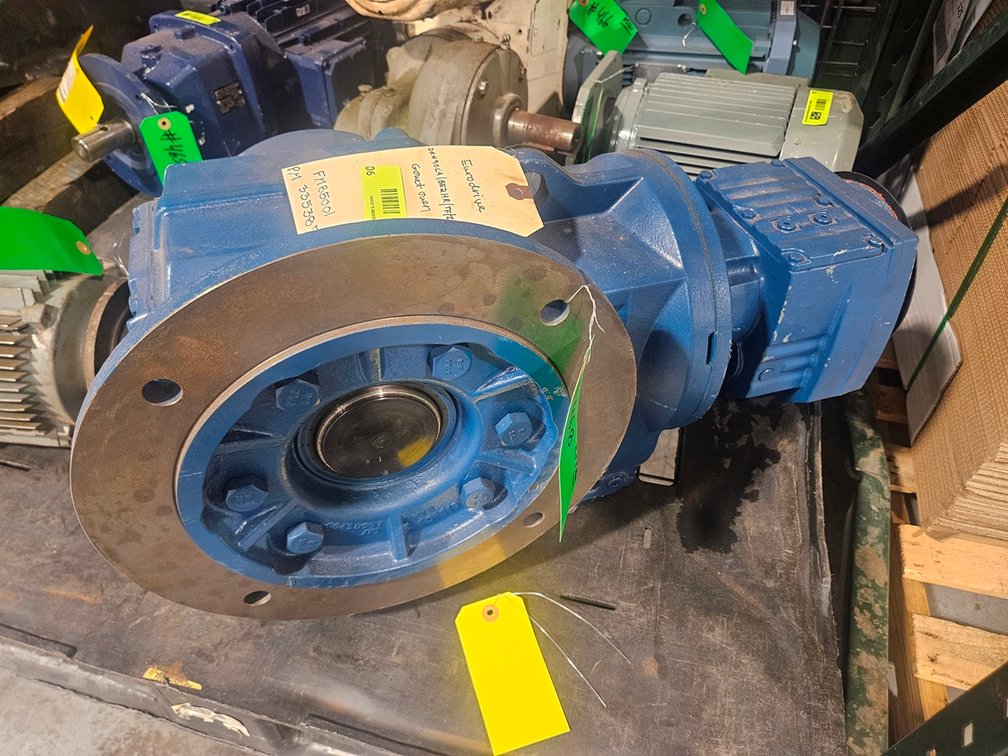 Sew Eurodrive KAF87 DRN90L4 Gearbox, 1767/6.0 RPM