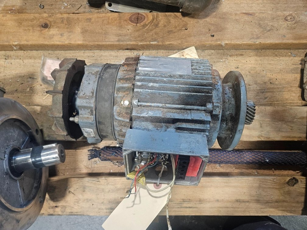 Sew Usocome Motor, 10/58 RPM, 266/460V