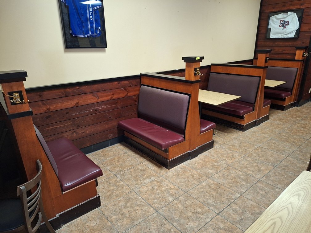 6 Booth Assemblies, 2 Sets of 3, 84"x50"x60" Each Opening, No Tables