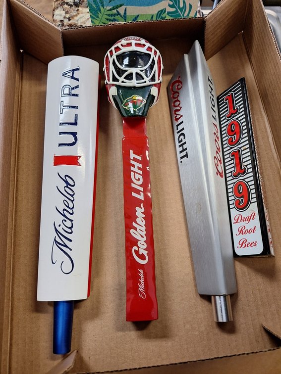 4 Assorted Tap Handles