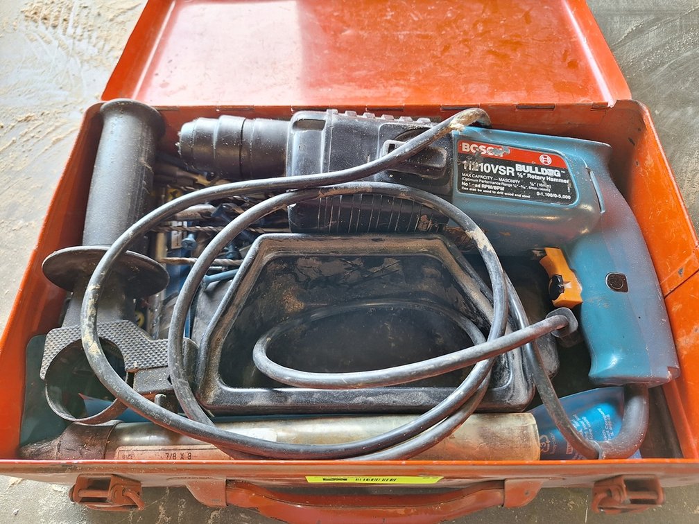 Bosch 11210VSR Bulldog Rotary Hammer