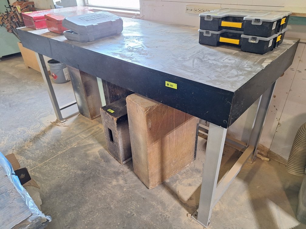 Metal/Wood Work Bench, 84"x38"x42"