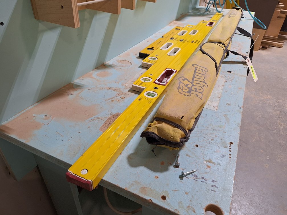 Stabila Level Set with Case