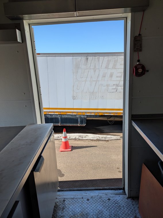 Image for 2004 Freightliner Food Truck