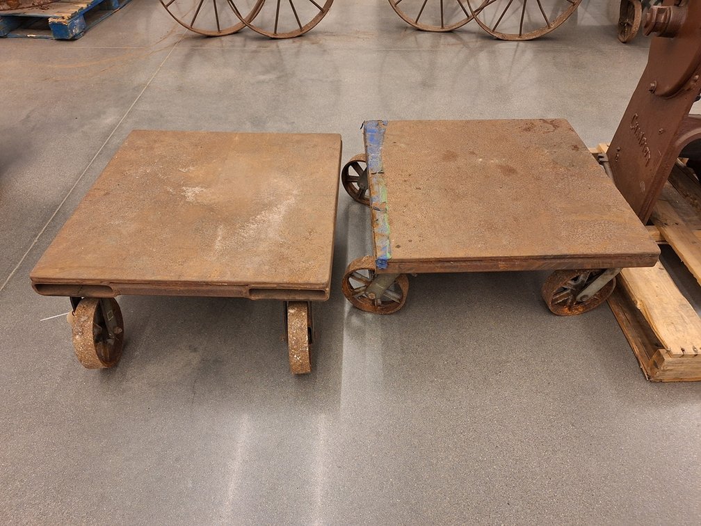2 Metal Carts, 28"x28"