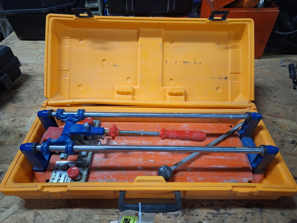 Felker Rubi TS-30 Tile Cutter