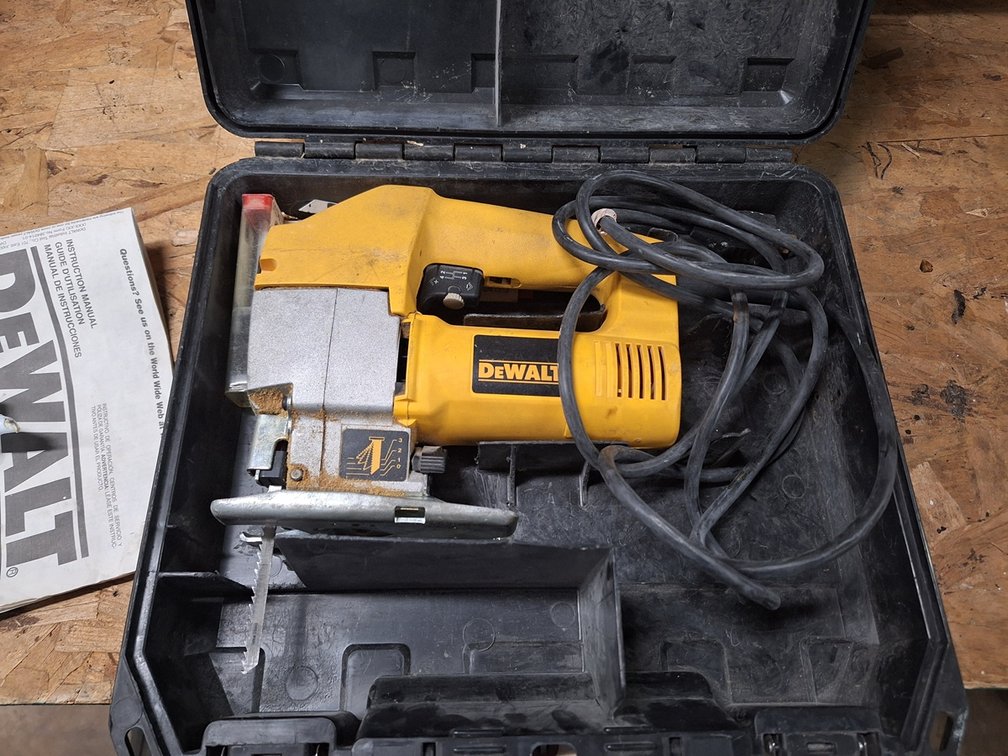 DeWalt DW313 Jigsaw with Case