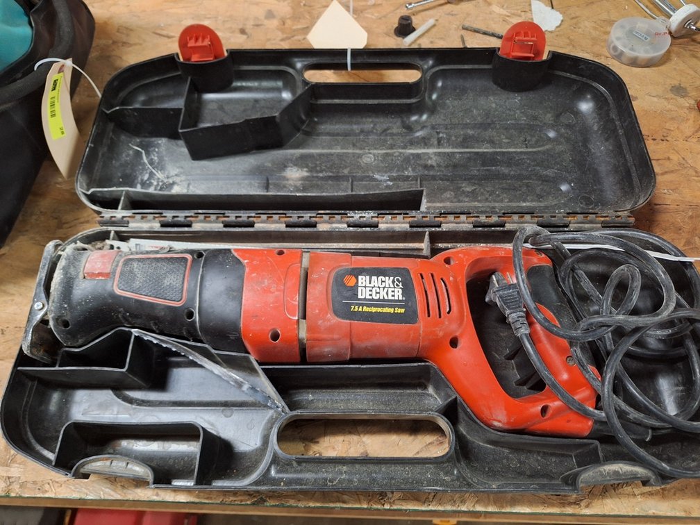 Black and Decker Reciprocating Saw with Case