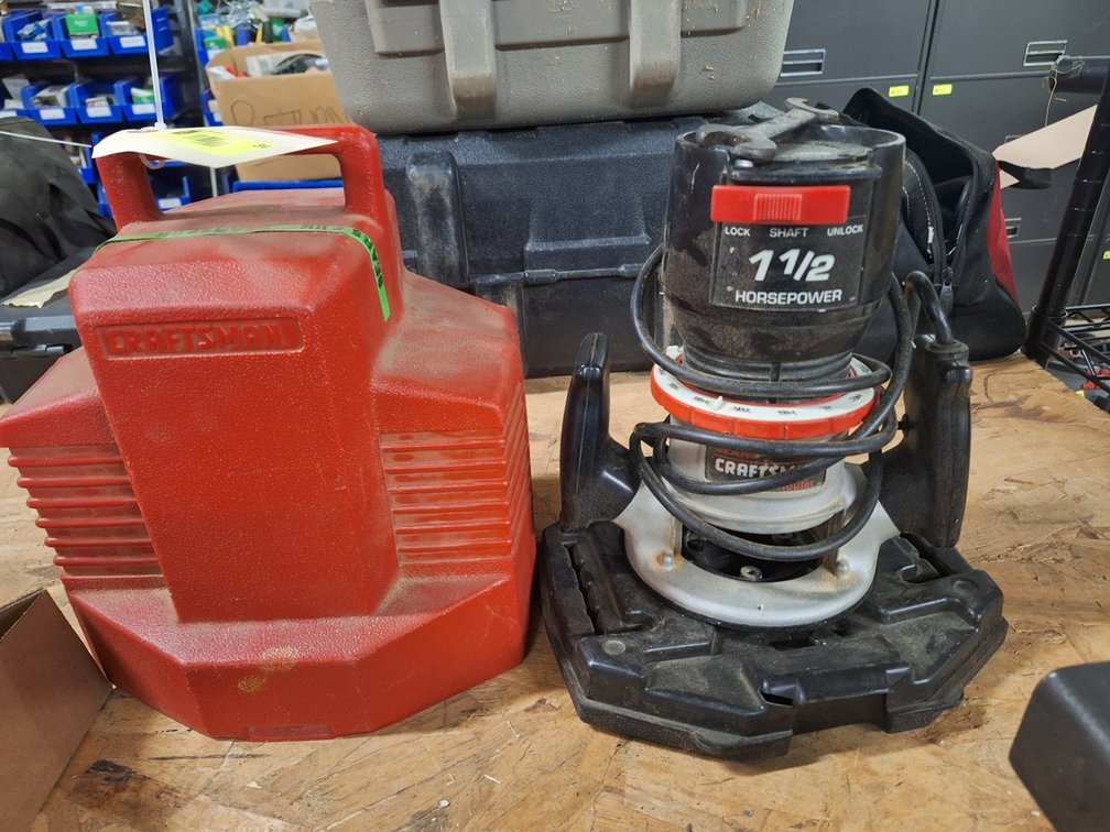Craftsman 1.5HPRouter with Case