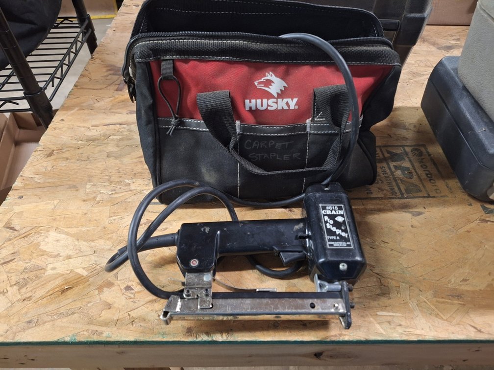 Crain Pro Stapler 615 with Bag