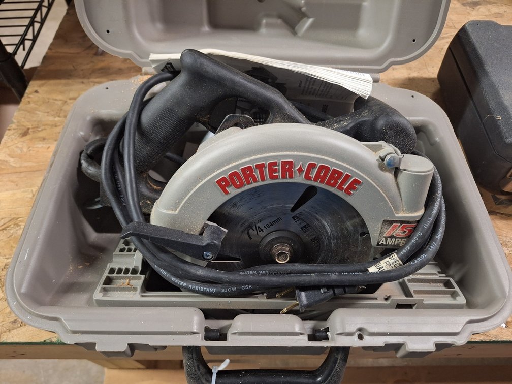 Ported Cable 7 1/4" Circular Saw with Case