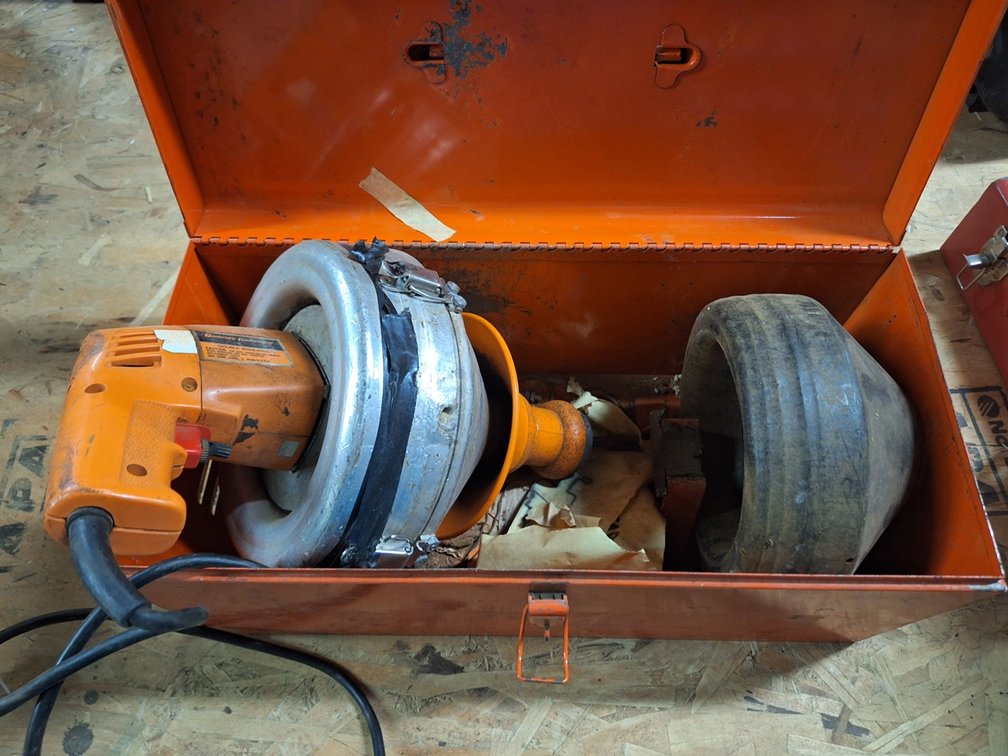 Super Vee Handylectric Drain Snake with Metal Case