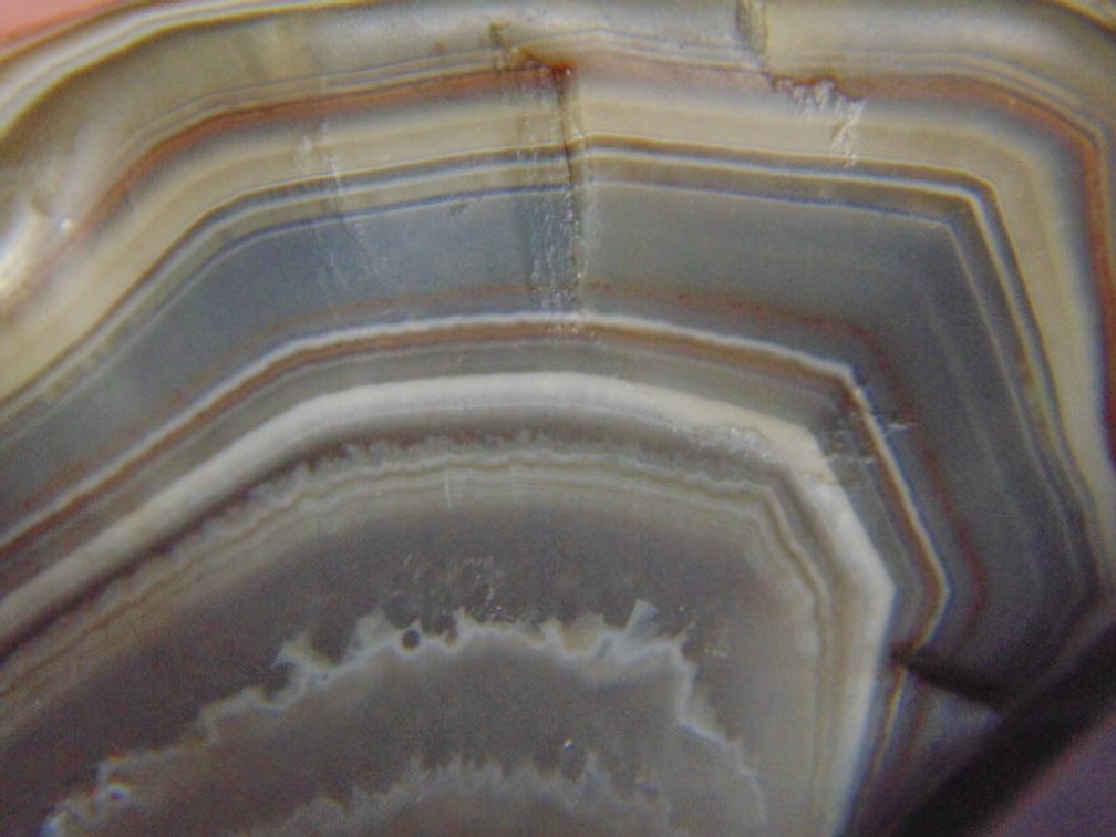 A 1.5 oz Lake Superior Agate with a matte finish