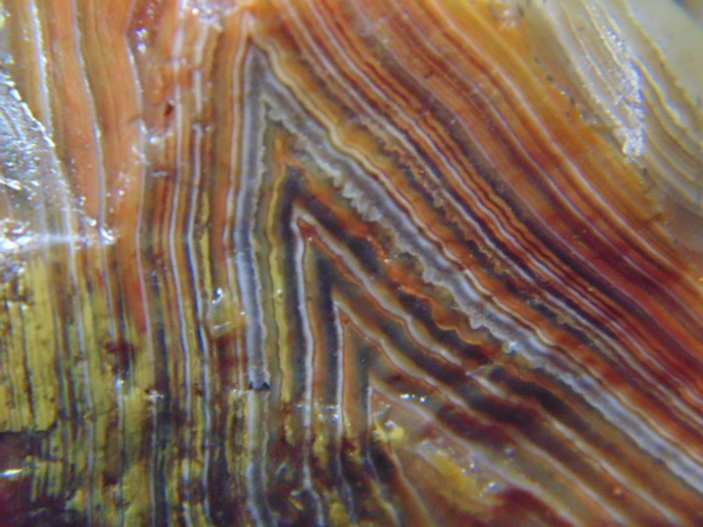 A 2.6 oz rough Lake Superior Agate with banding