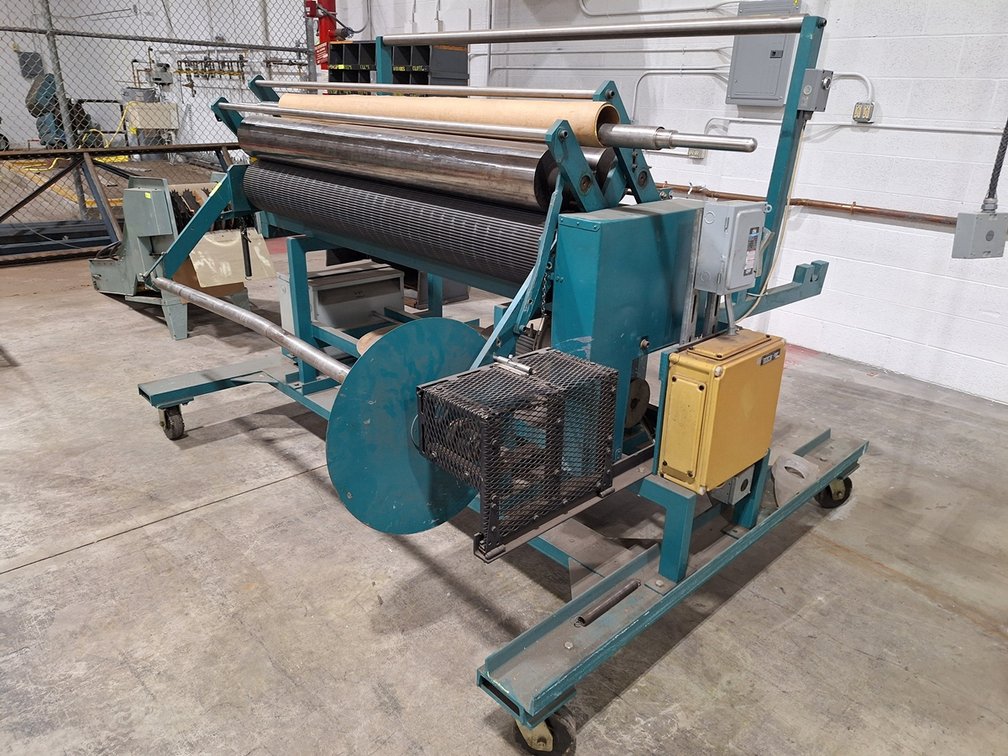Industrial Fabric Cutter on Wheels, 94"x72"x68", 250V, 3PH