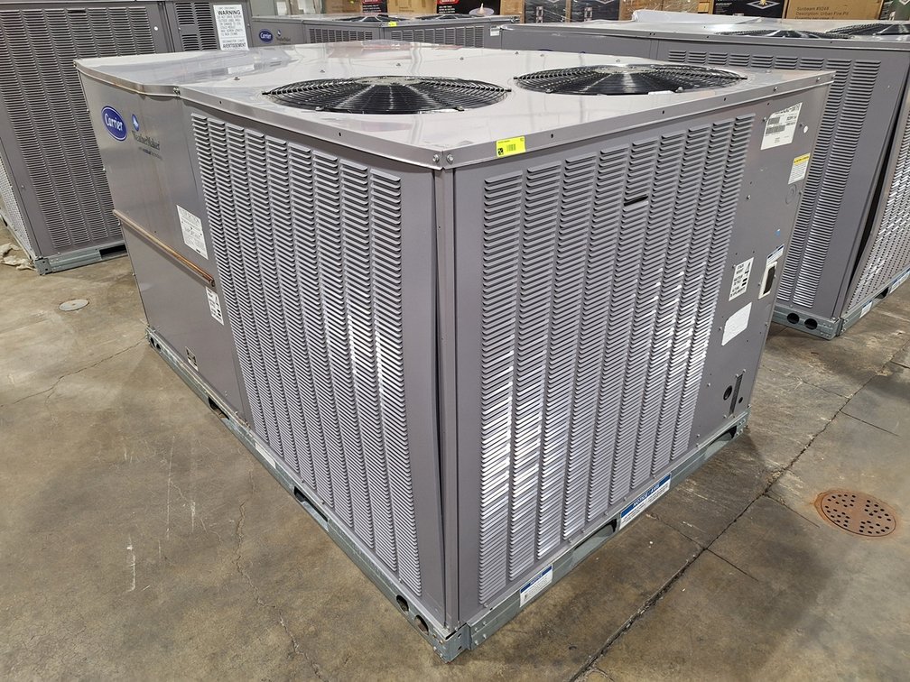 Carrier Weather Command AC Unit, Model: 48FCEM12A2M5A6W1F0, SN: 2023P61164