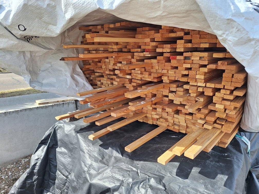 Douglas Fir 1x2 Outs S4E, 147 Board Feet: Lengths of Boards are from 49"-63"