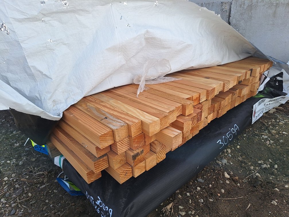Douglas Fir 2x2 Outs S4E MG, 510 Board Feet