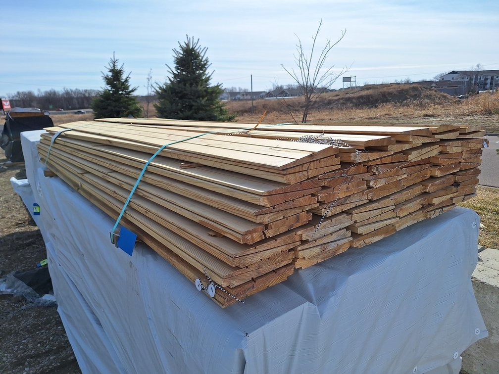 Cedar 5/4"x8" UTIL Rabbeted Bevel Siding KD