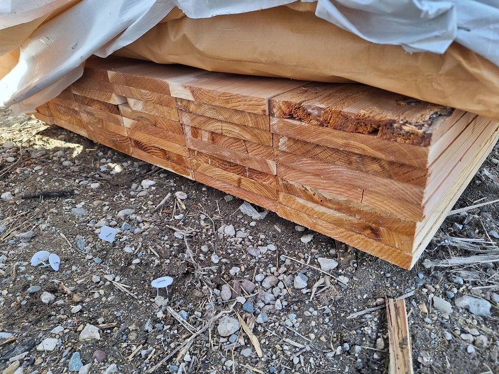 7/8x8"x6' BTR Fence Boards S1S2E Grn, 88 Board Feet