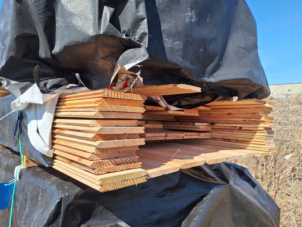Douglas Fir 1"x6" Combo Bead Ceiling KD, 3' to 5' Lengths, 527 Linear Feet, 225 Sq. Ft.