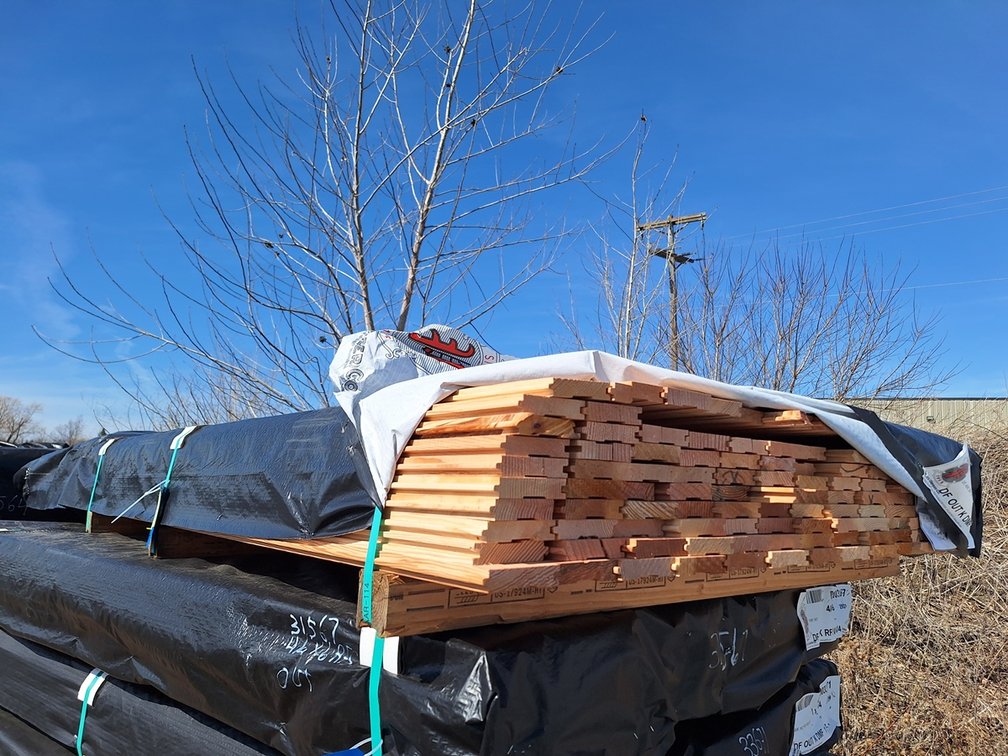 Douglas Fir 1"x4" Flooring Outs KD, 5' to 10' Lengths, 870 Linear Feet, 226 Sq. Ft.