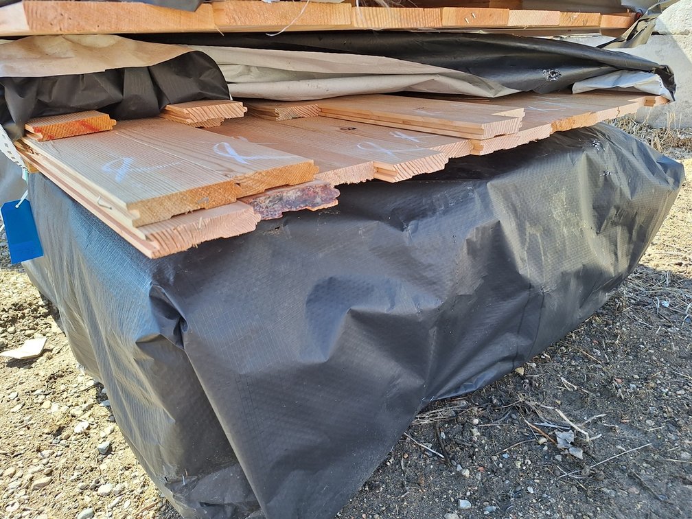 Douglas Fir 1"x4" Flooring Outs KD, 3' to 5' Lengths, 218 Linear Feet, 57 Sq. Ft.
